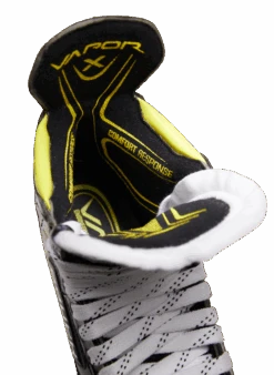 Bauer Vapor 3X Senior Roller Skates -Hockey Supremacy 1060219 RH VAPOR 3X SKATE 0524 clipped 1 ccefa653 544a 4b32 9fe6 79905398f6ab