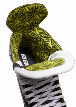 Bauer Vapor X3.5 Intermediate Roller Skates -Hockey Supremacy 1060231 RH Vapor X3.5 Skate 0525 clipped